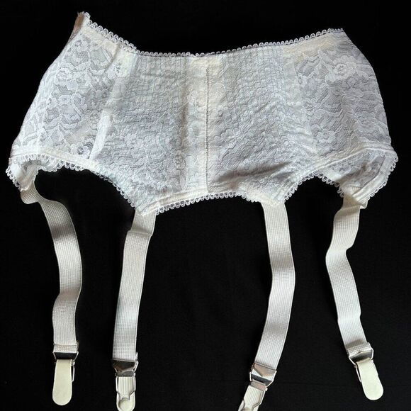 Vintage NWT Garter Belt Pin up girl Lace White size 22 read description on size - Picture 3 of 4